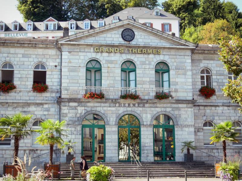 Hotel Saint Vincent Bagnères-de-Bigorre Exteriör bild
